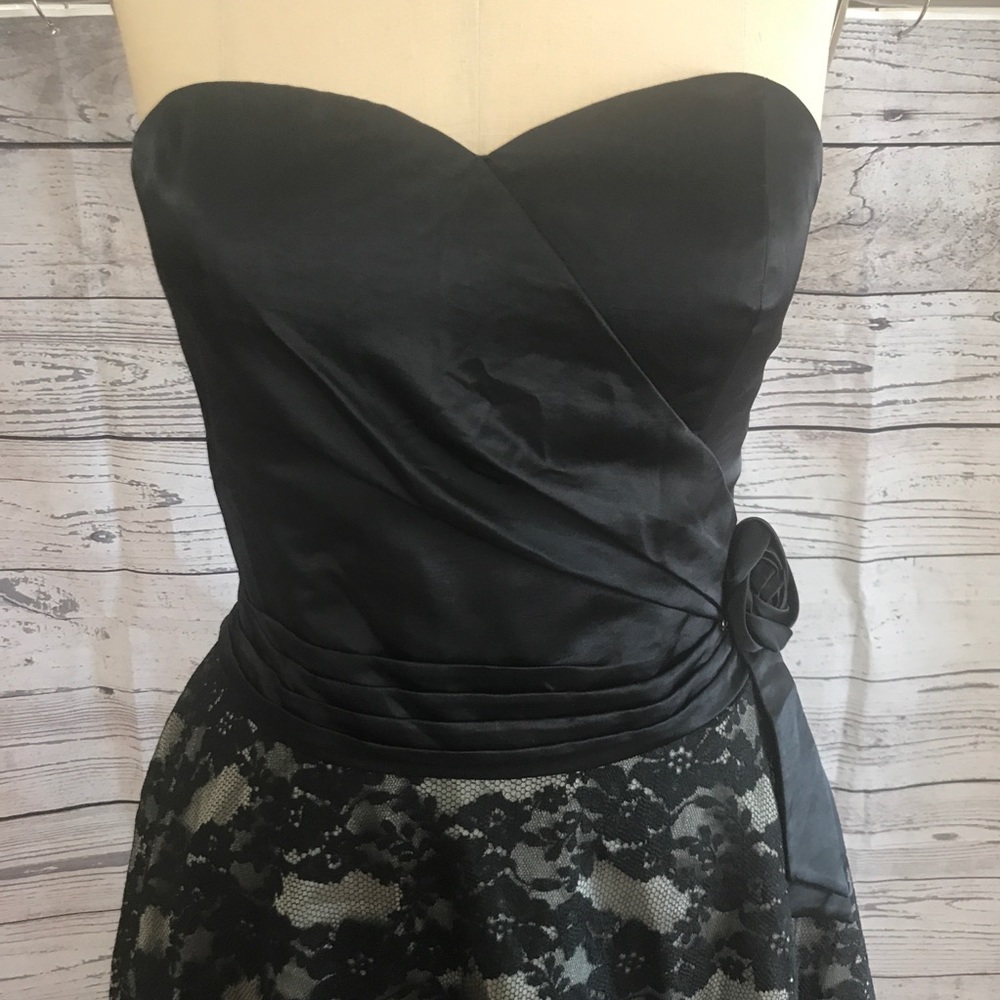 Sweetheart strapless black satin / lace dress - Picture 4 of 4